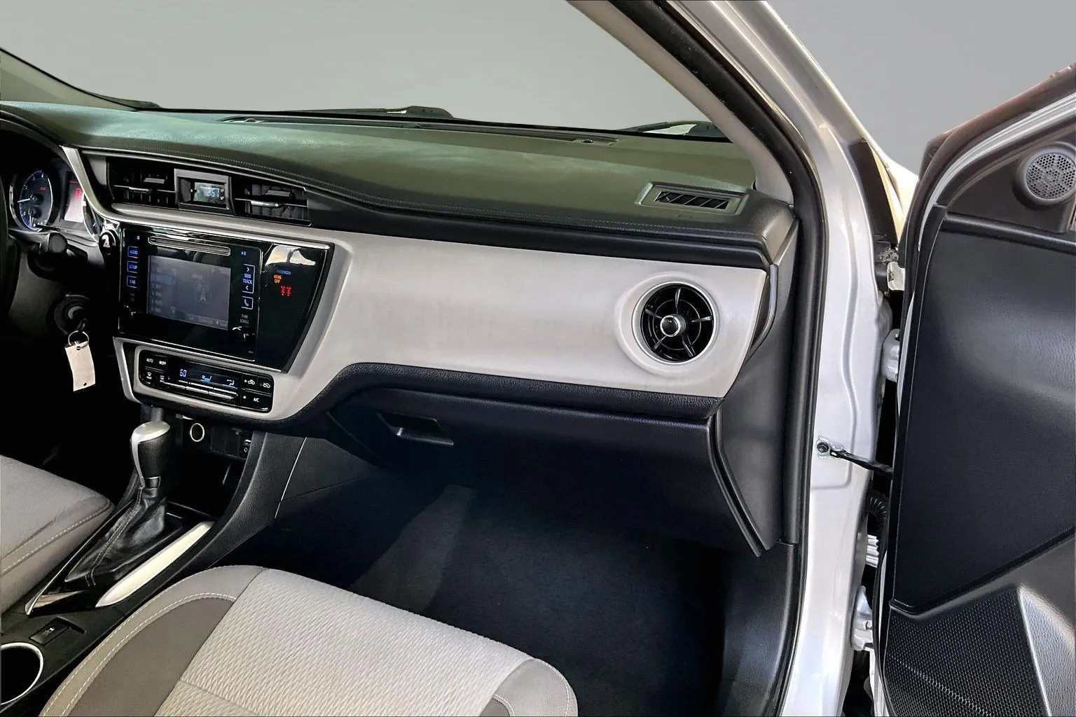 Toyota Corolla photo 23