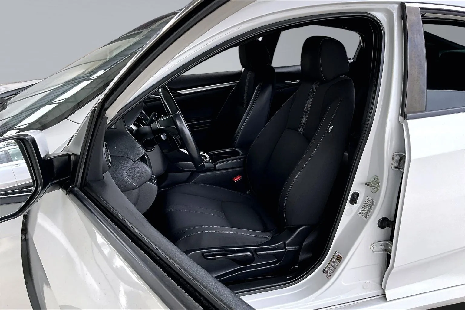 Honda Civic photo 18