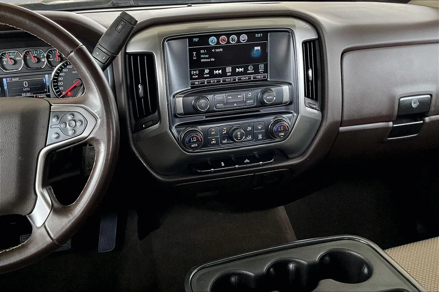 Chevrolet Silverado photo 10