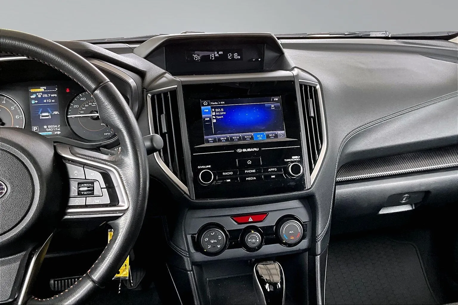 Subaru Crosstrek photo 9