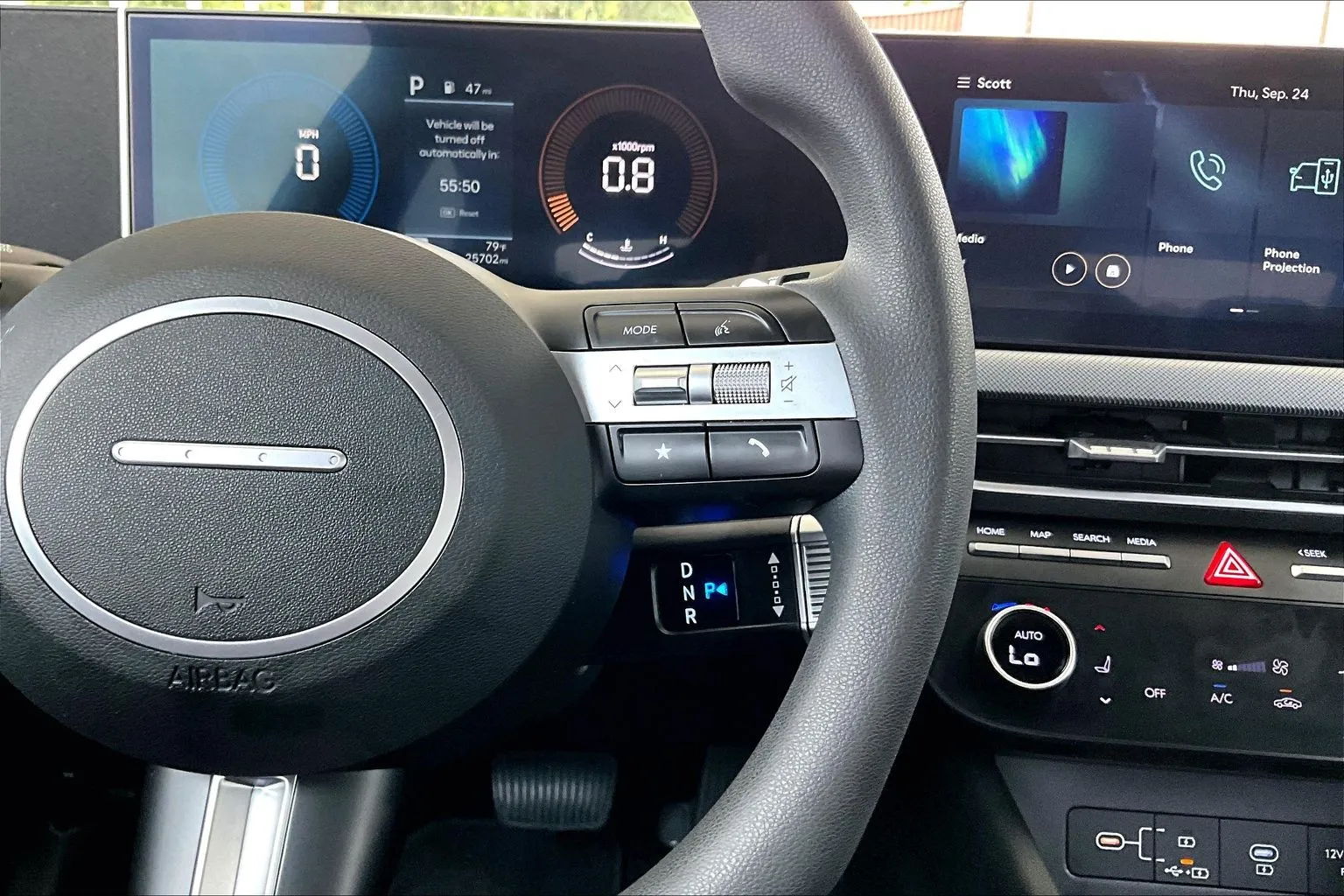Hyundai Sonata photo 11