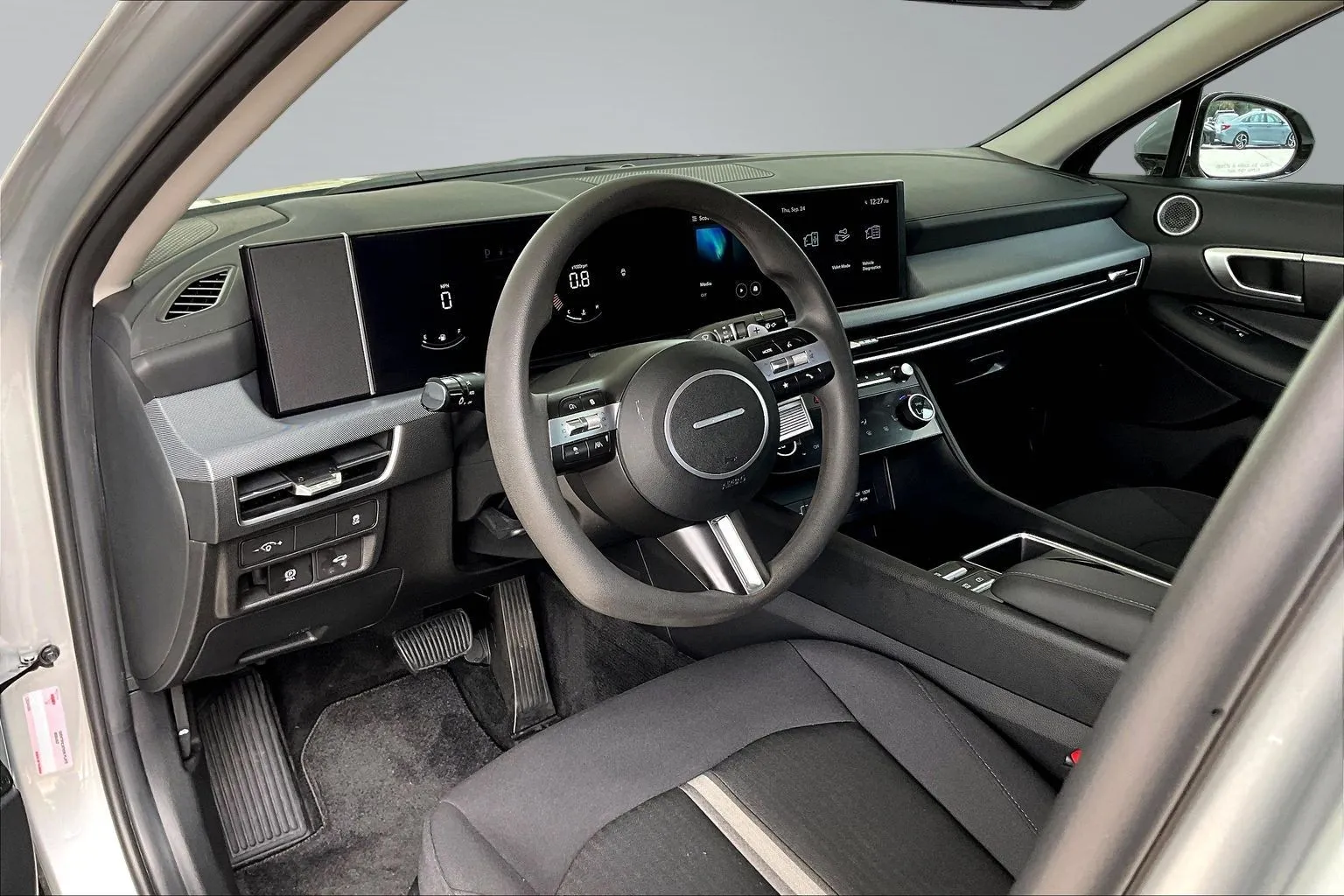 Hyundai Sonata photo 14