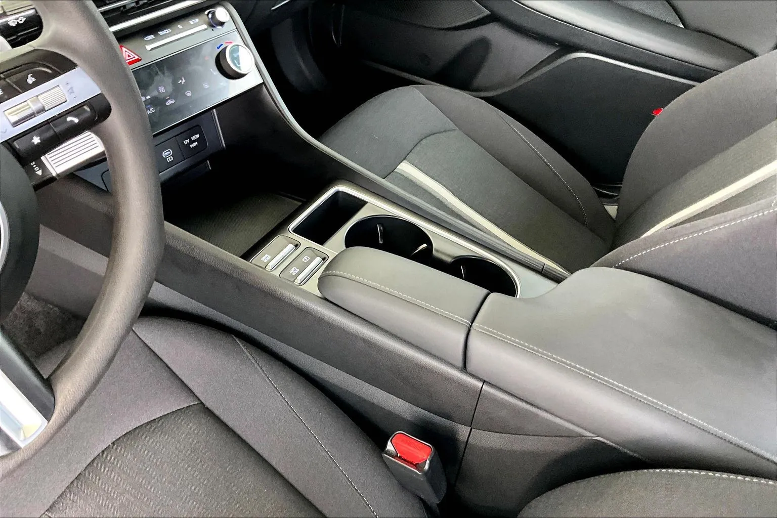 Hyundai Sonata photo 15
