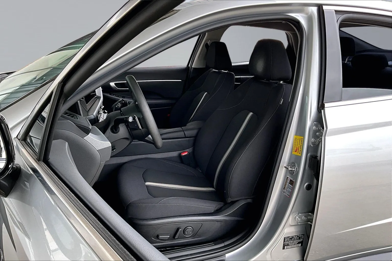 Hyundai Sonata photo 18