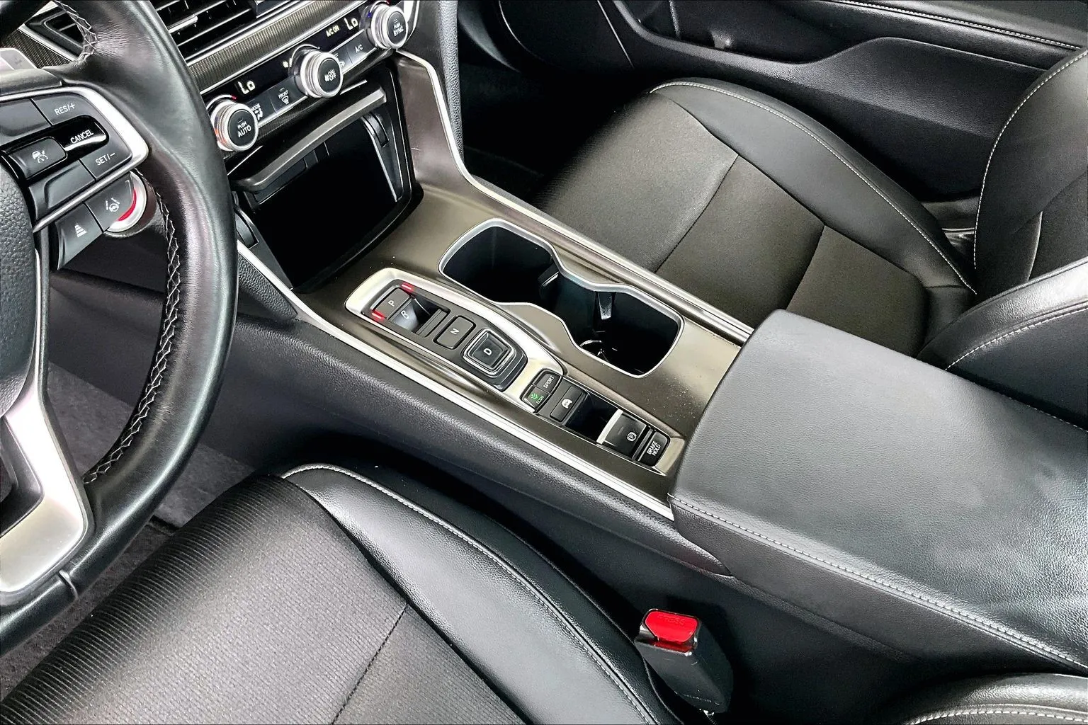 Honda Accord photo 15