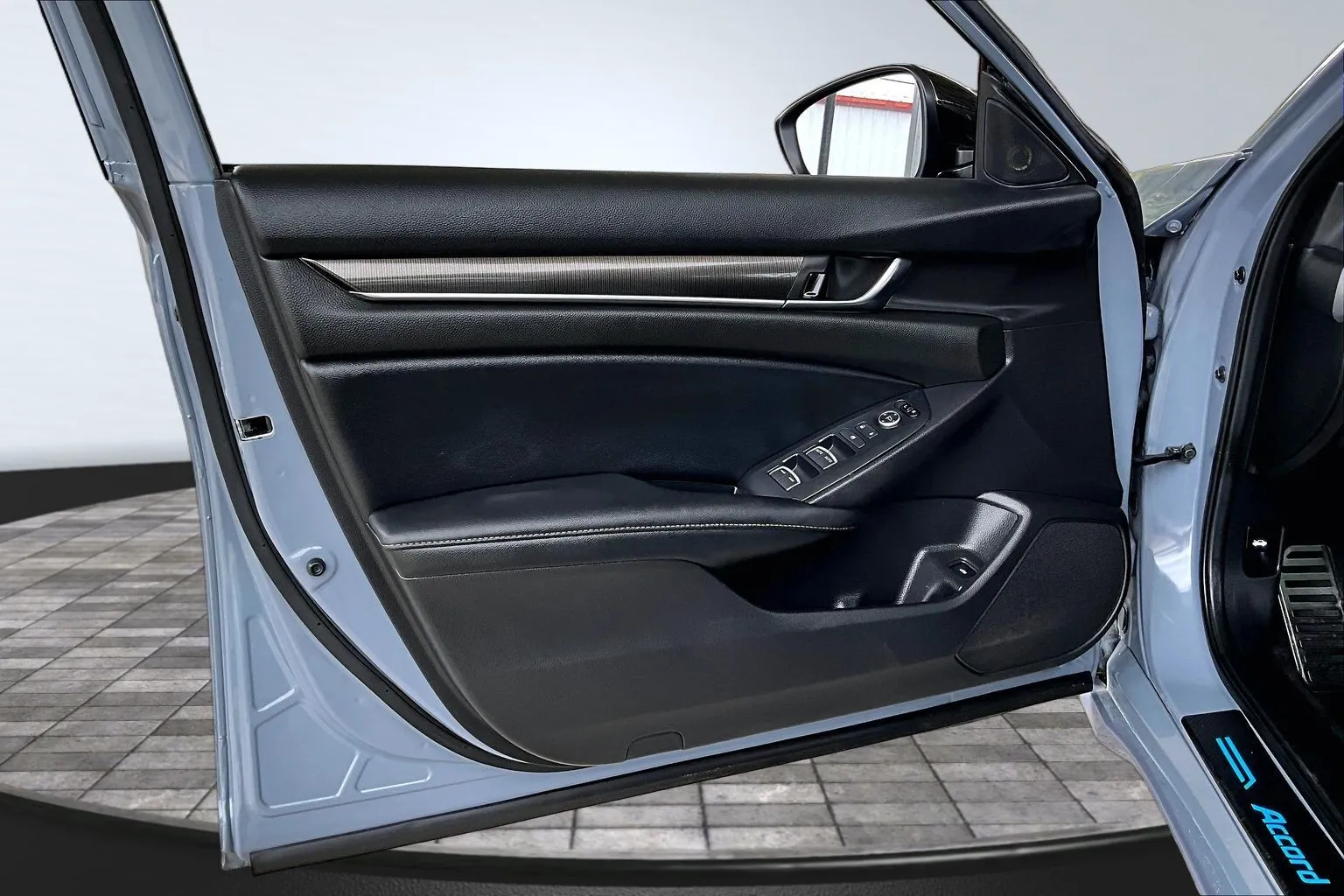 Honda Accord photo 17