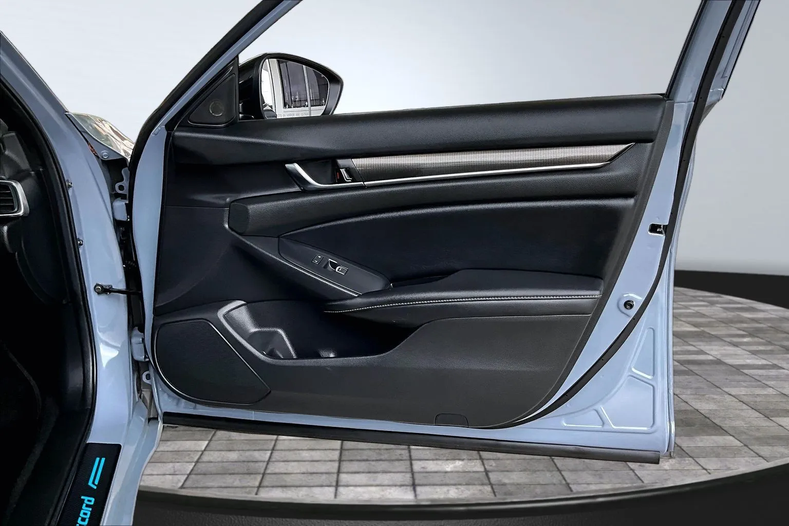 Honda Accord photo 24