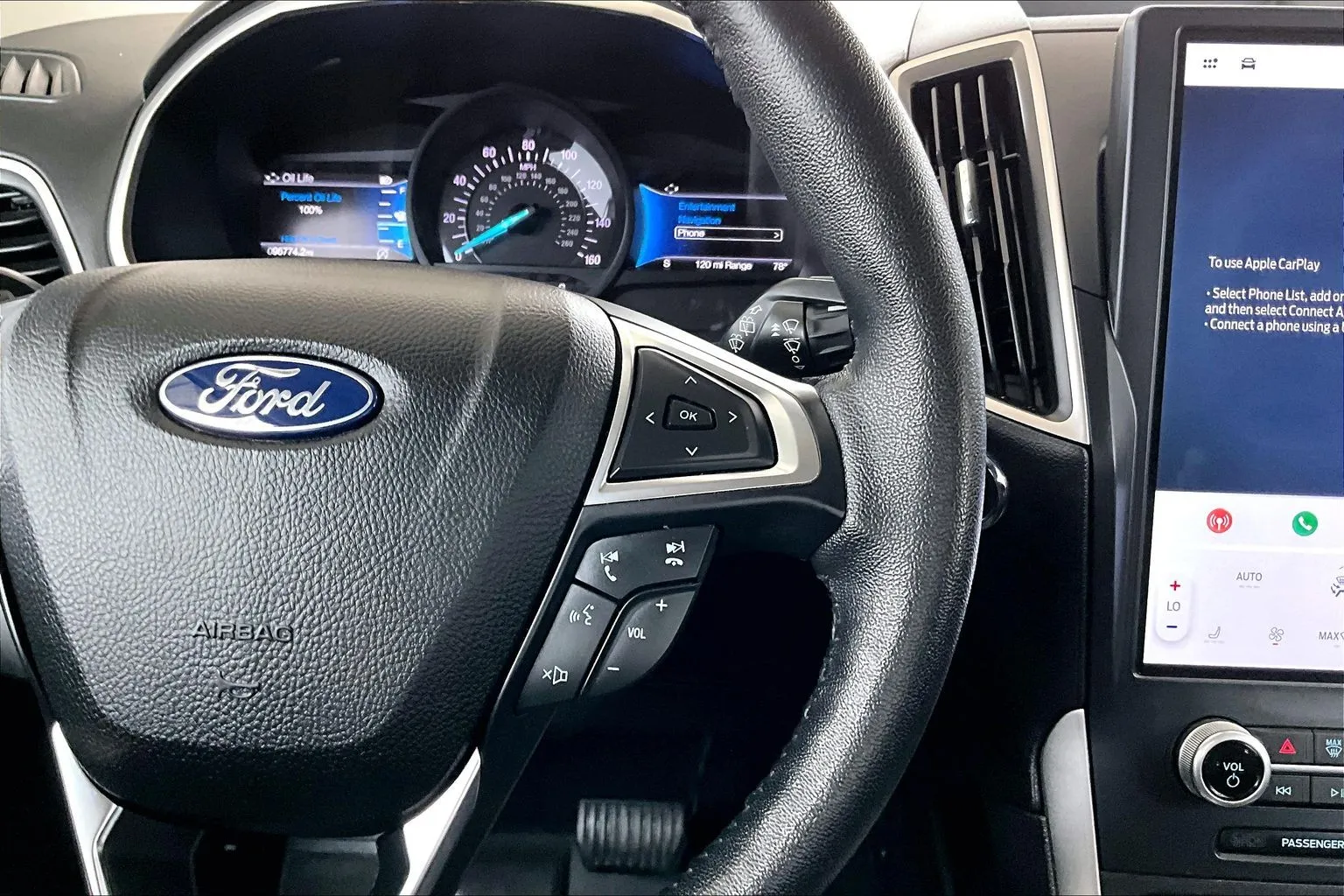Ford Edge photo 11