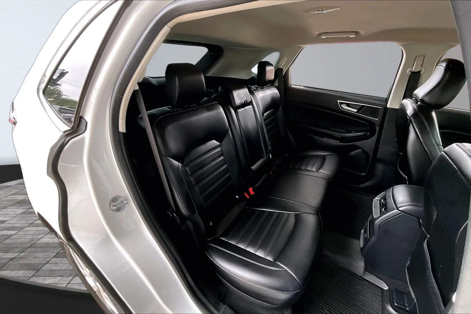 Ford Edge photo 22