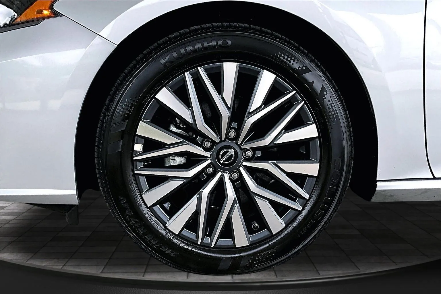 Nissan Altima photo 30