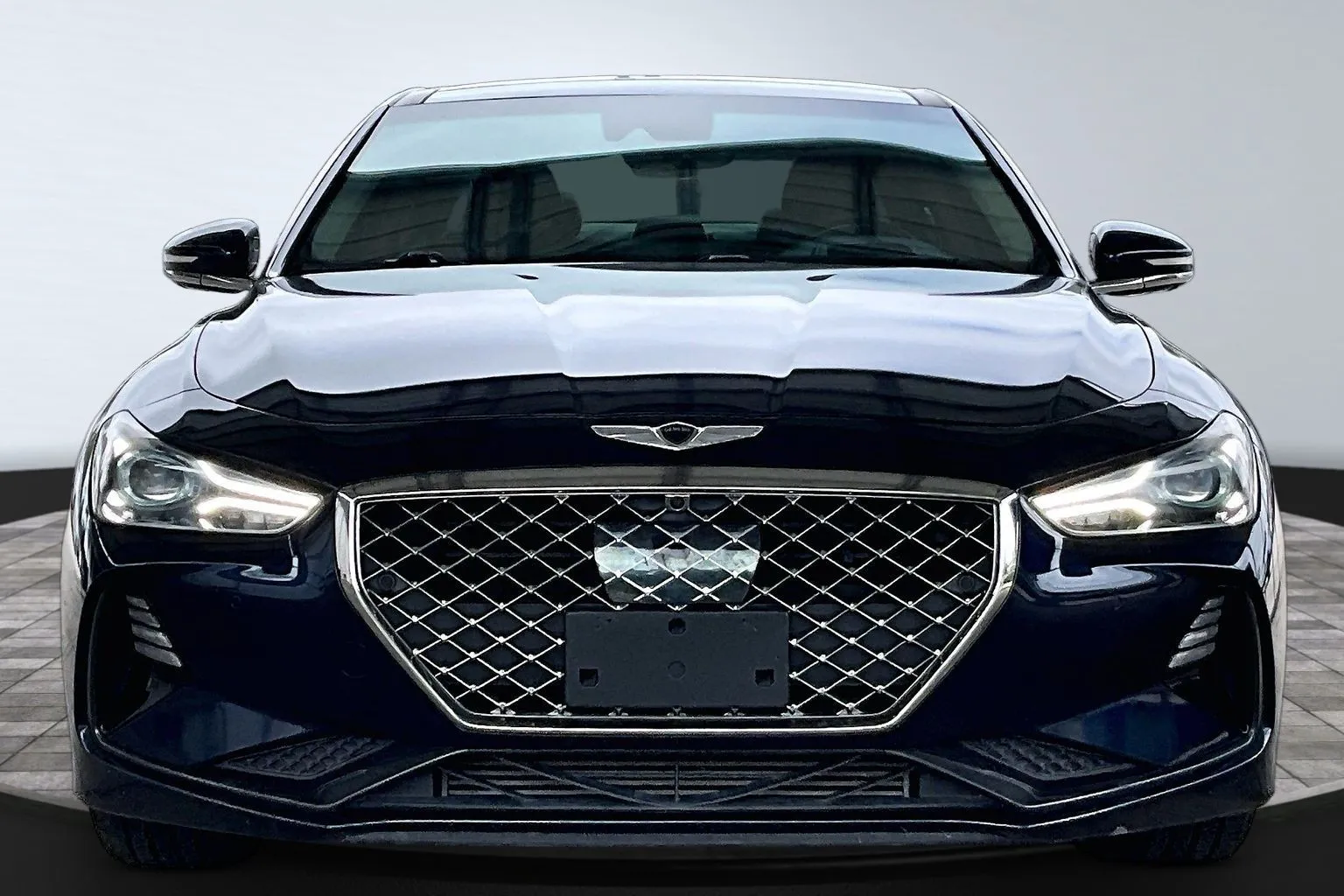 Genesis G70 photo 2