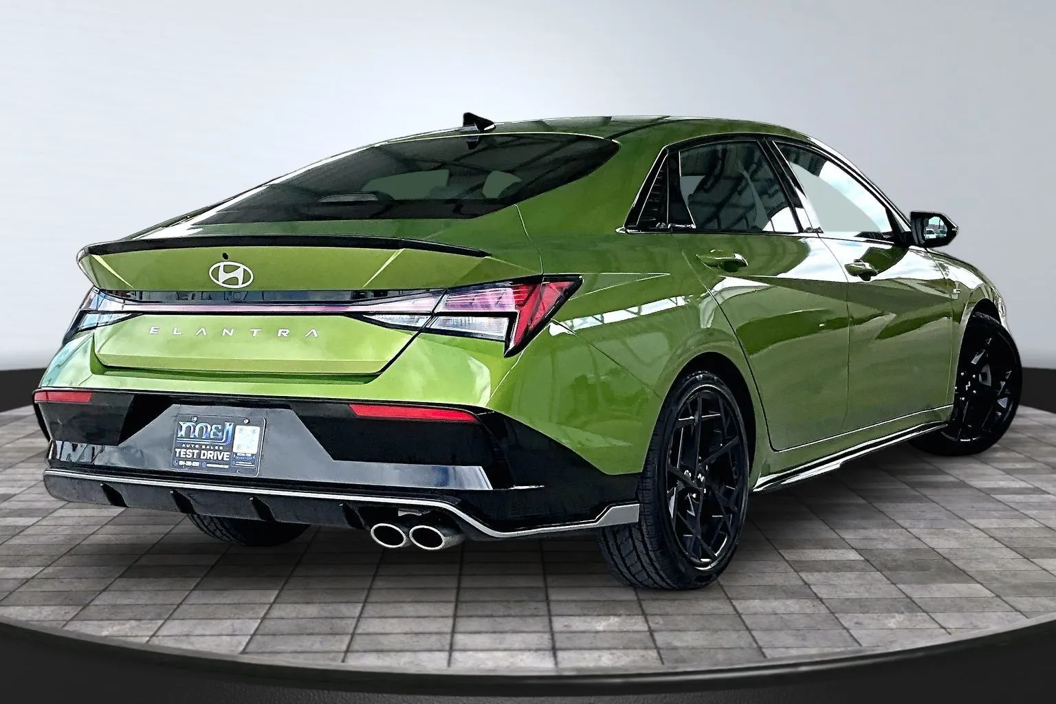 Hyundai Elantra photo 6