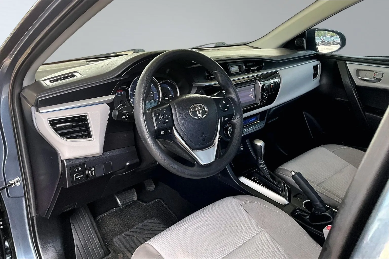 Toyota Corolla photo 14