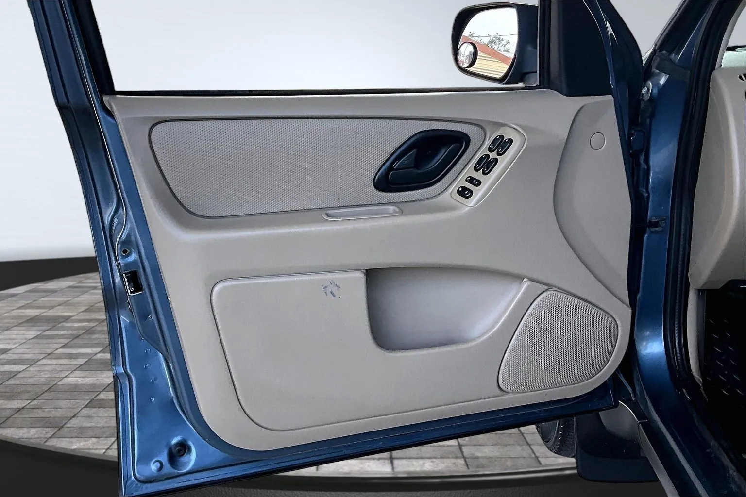 Ford Escape photo 17