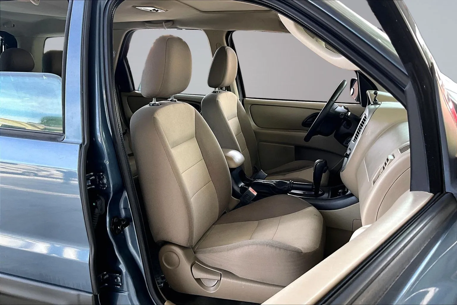 Ford Escape photo 26