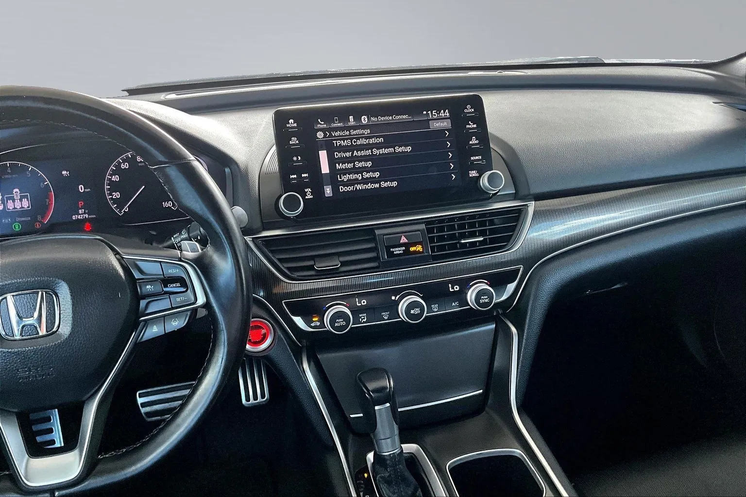 Honda Accord photo 9