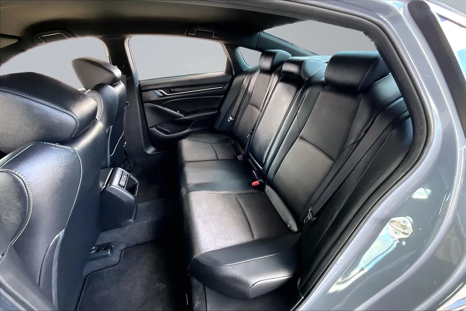 Honda Accord photo 19