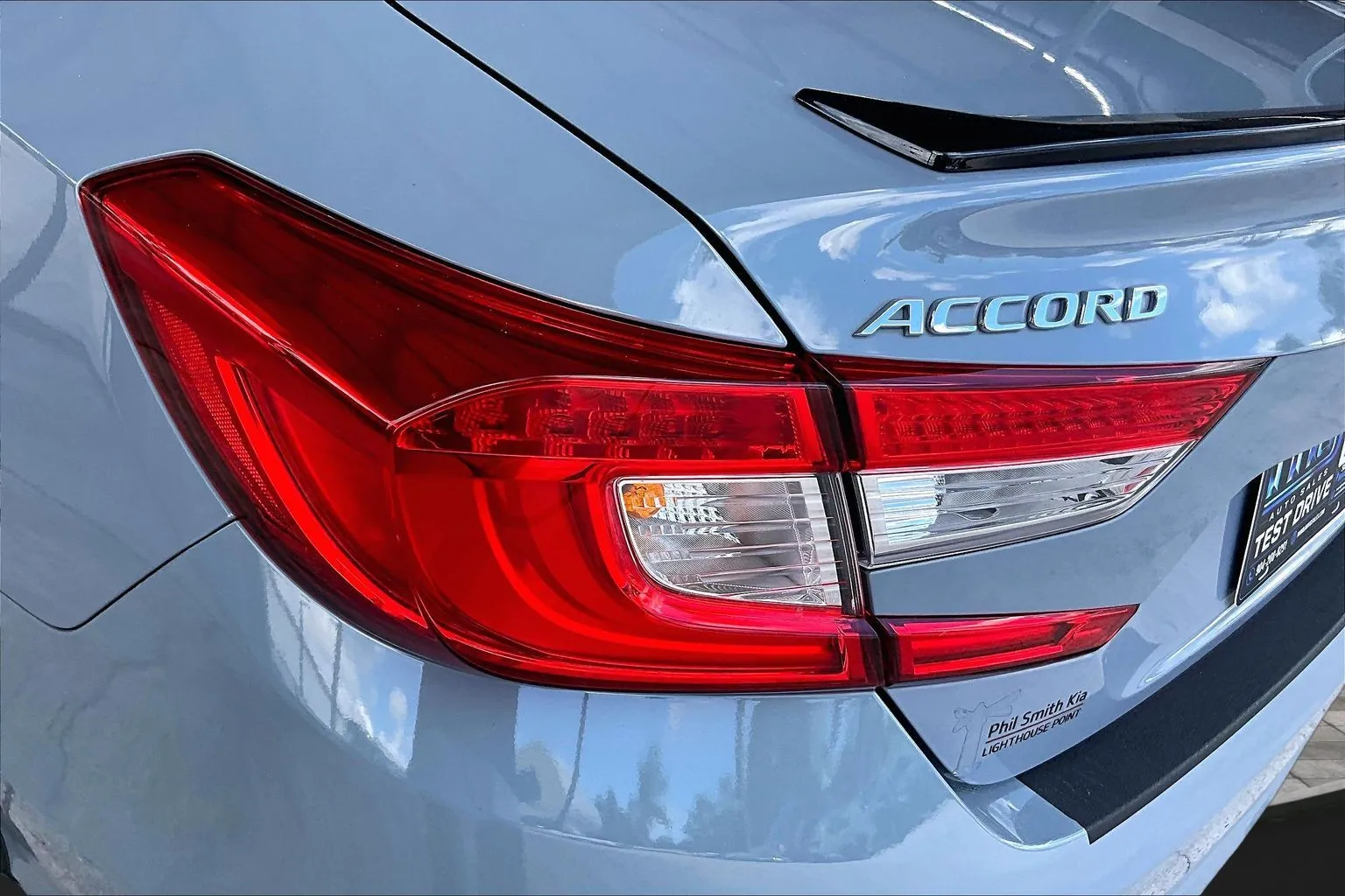 Honda Accord photo 20
