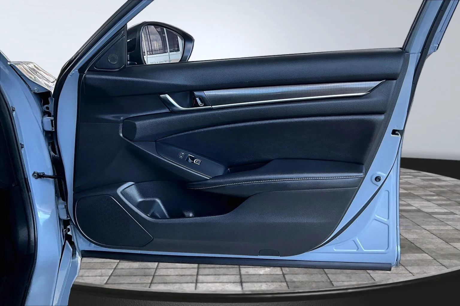 Honda Accord photo 24