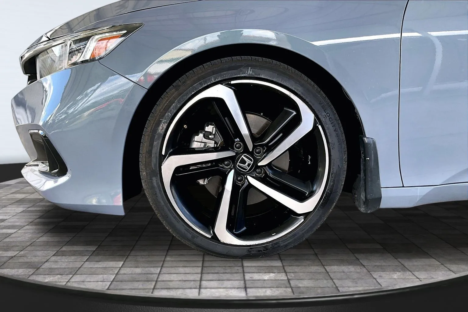 Honda Accord photo 30