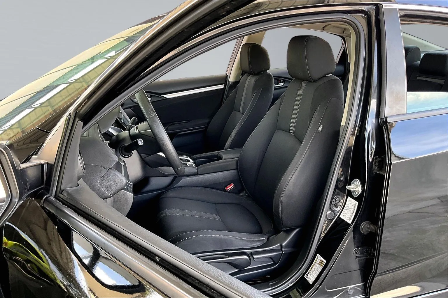 Honda Civic photo 18