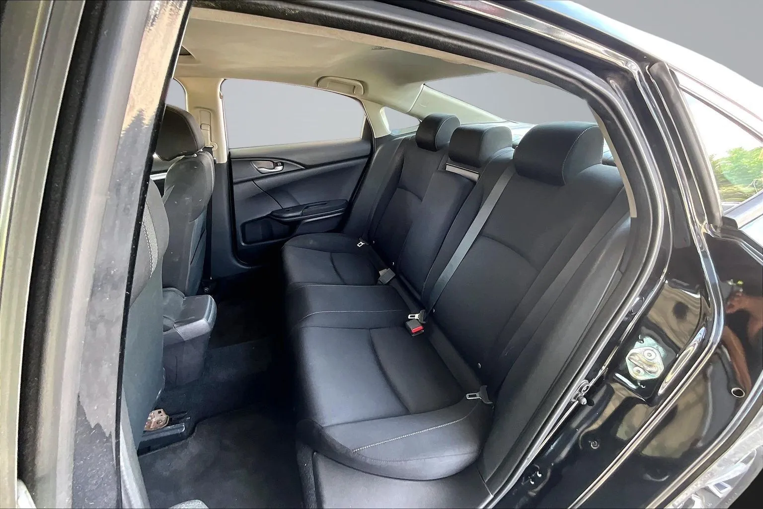 Honda Civic photo 19