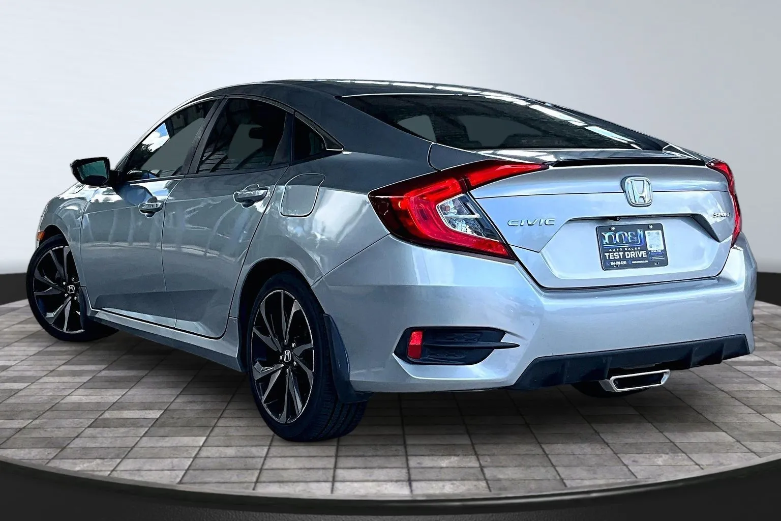 Honda Civic photo 4