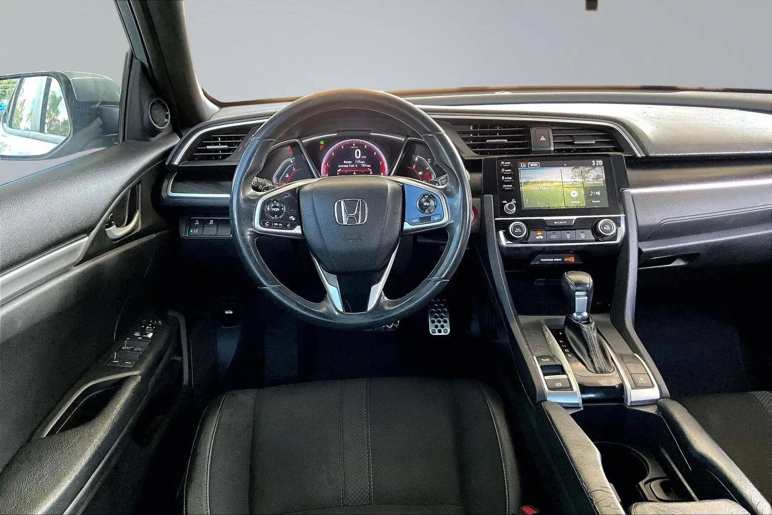 Honda Civic photo 8