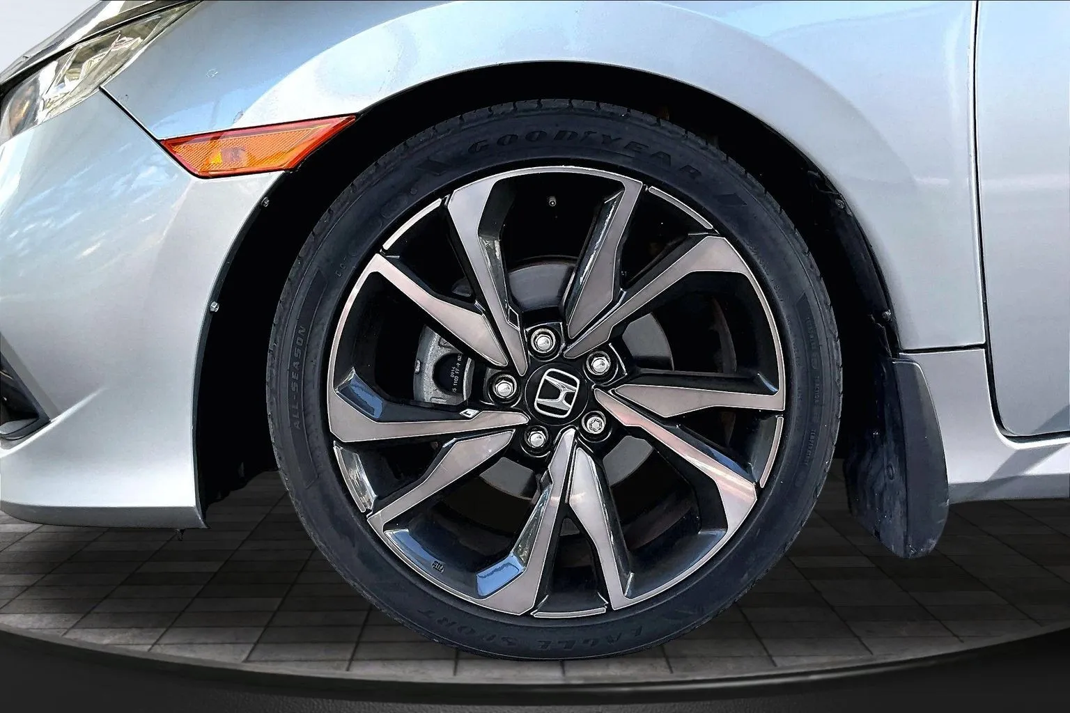 Honda Civic photo 30