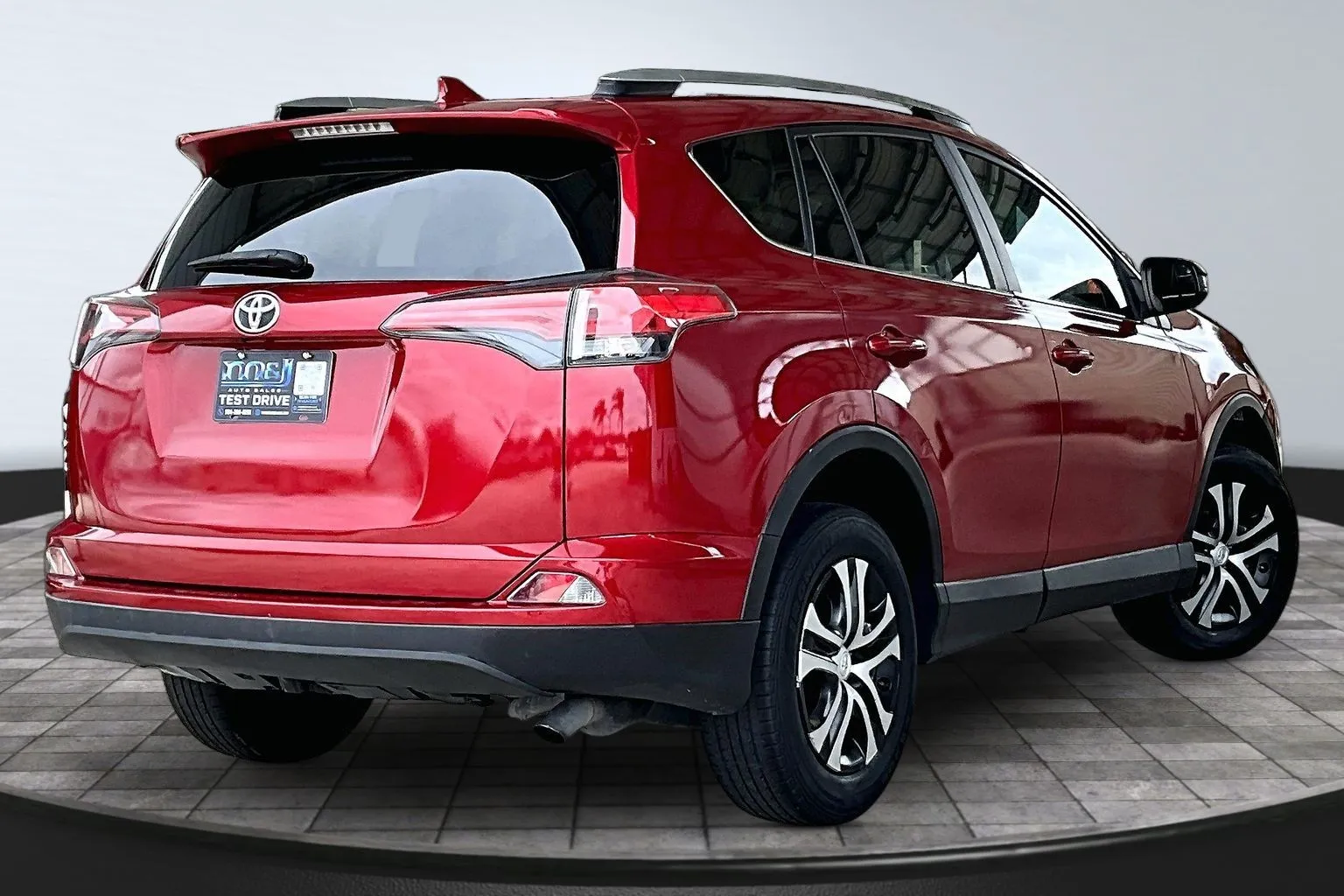 Toyota RAV4 photo 6