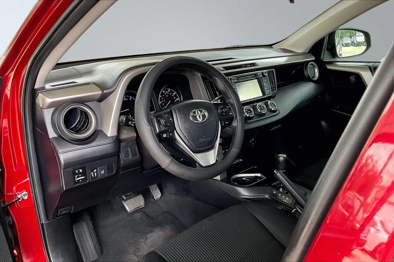 Toyota RAV4 photo 14