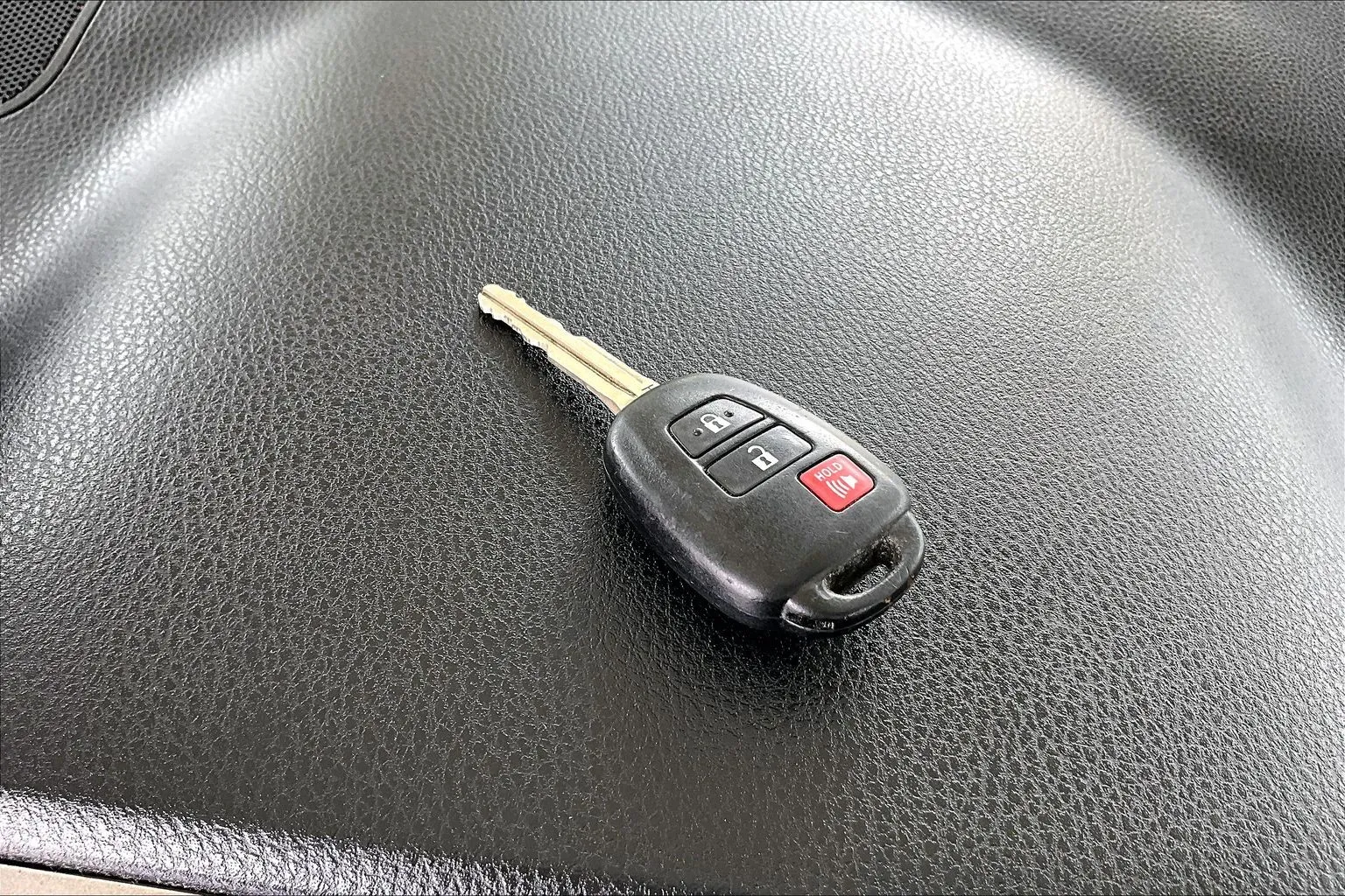 Toyota RAV4 photo 31