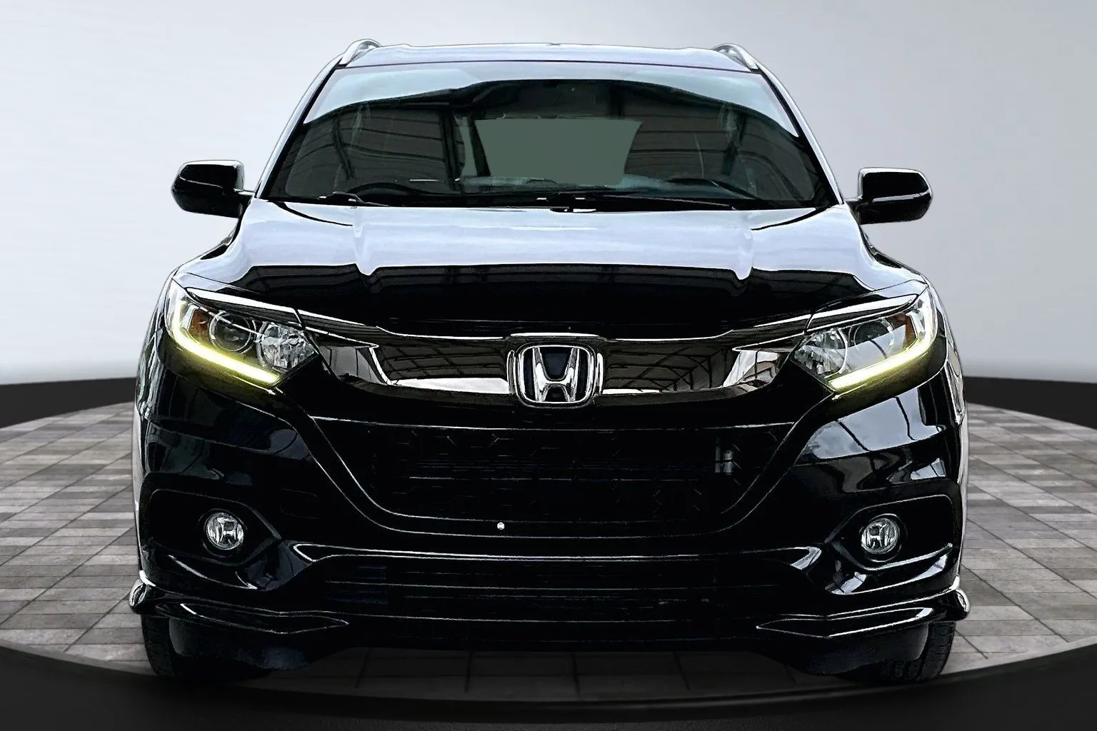 Honda HR-V photo 2