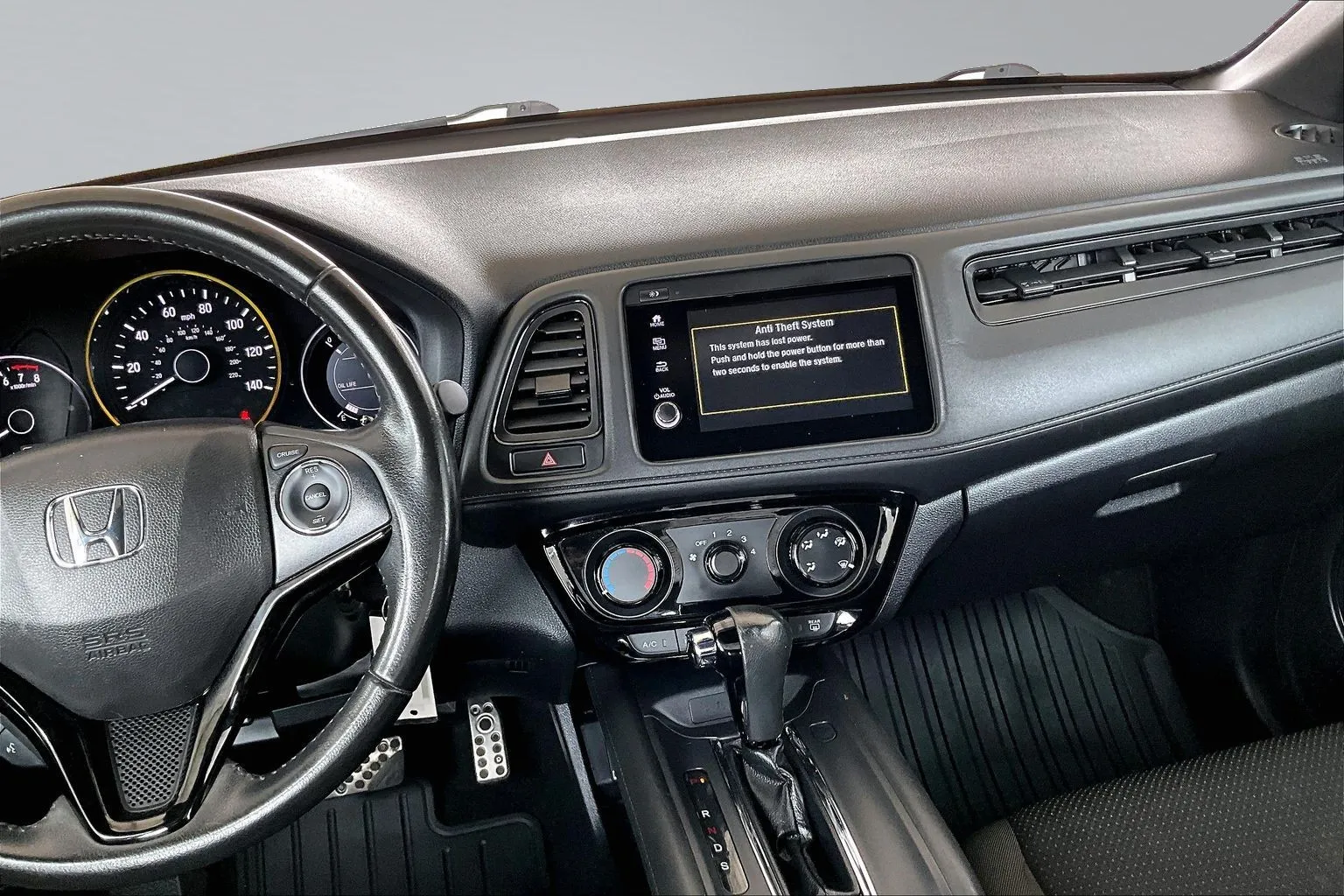 Honda HR-V photo 9