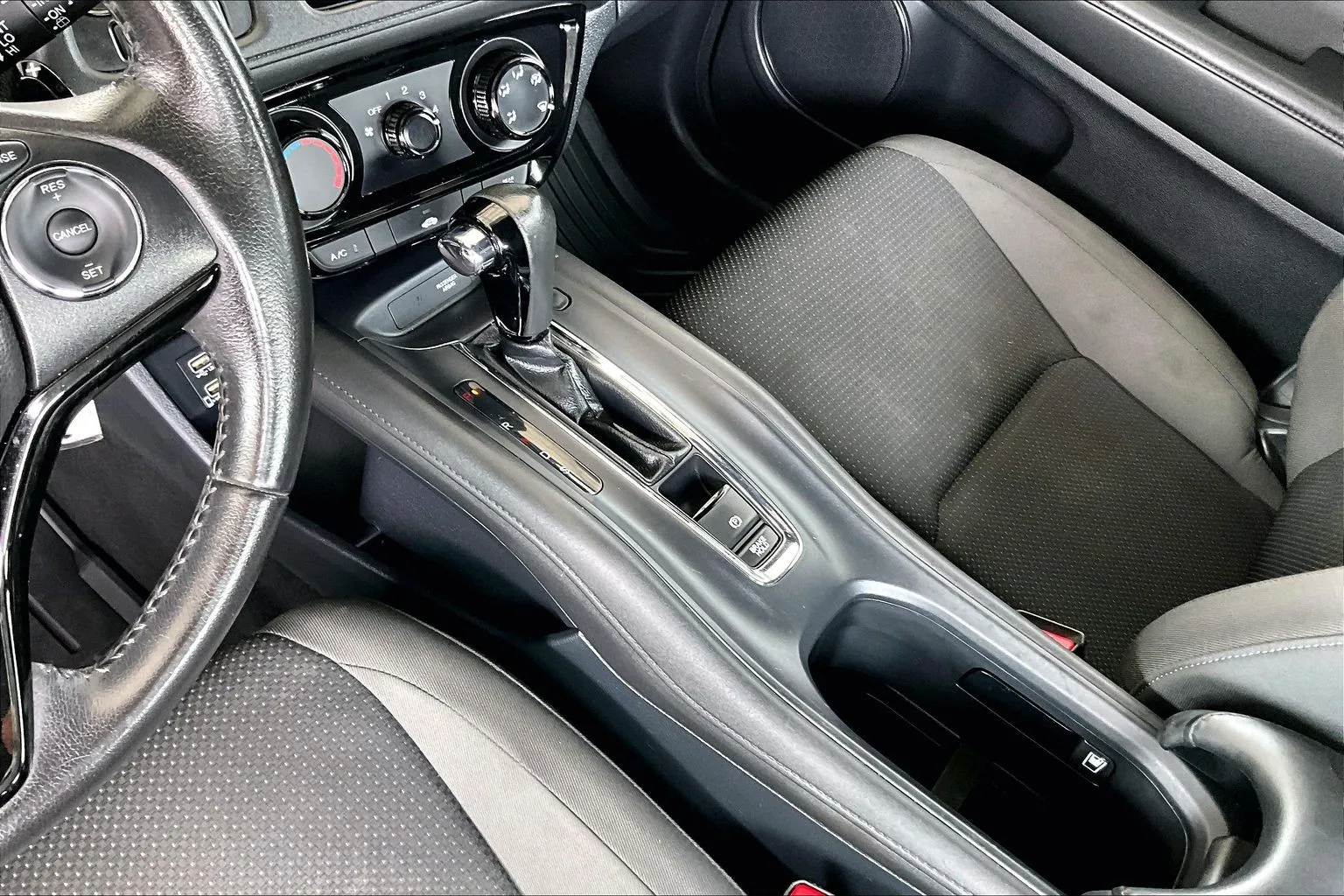 Honda HR-V photo 15