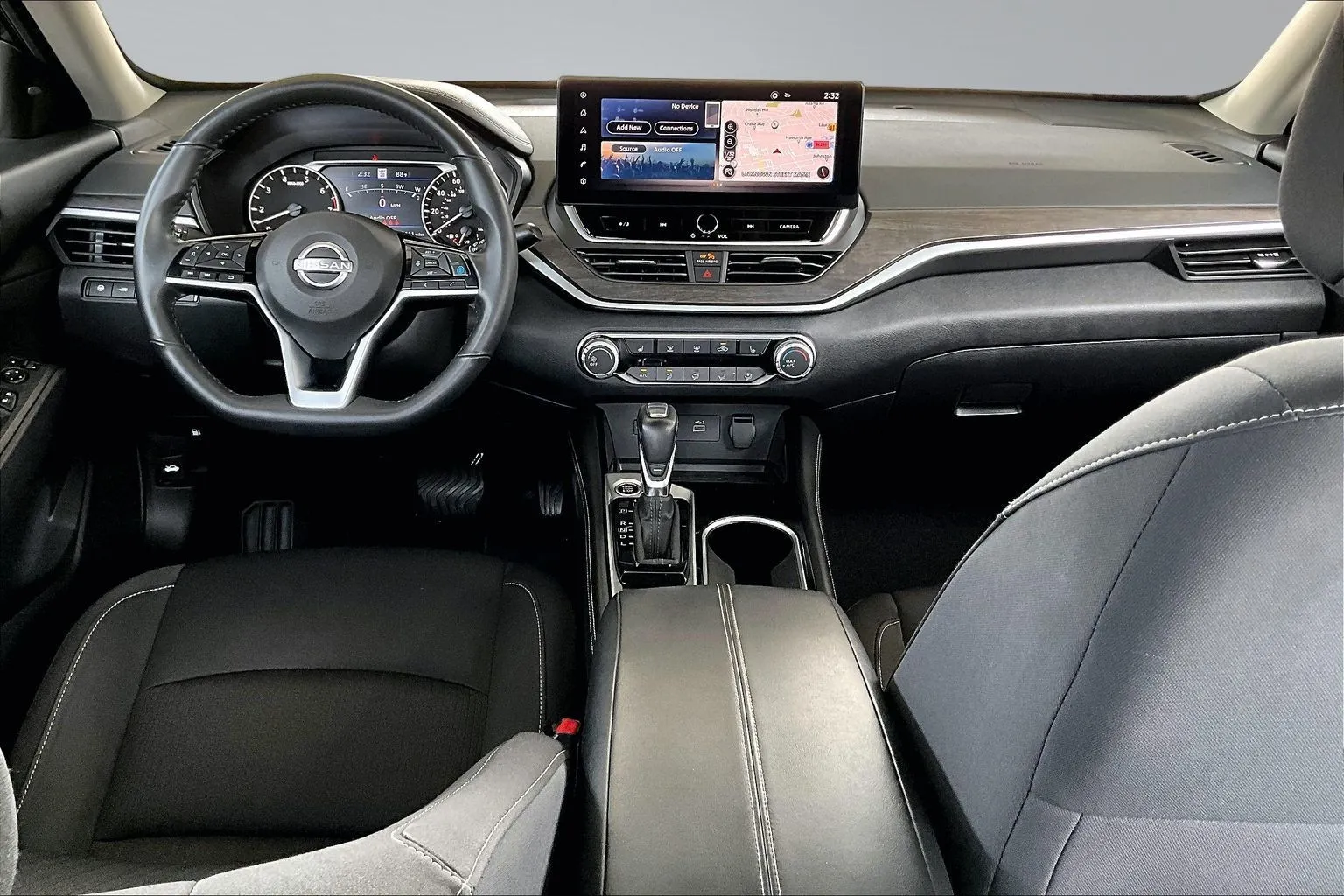 Nissan Altima photo 7
