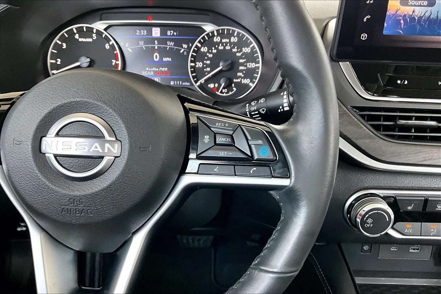 Nissan Altima photo 11