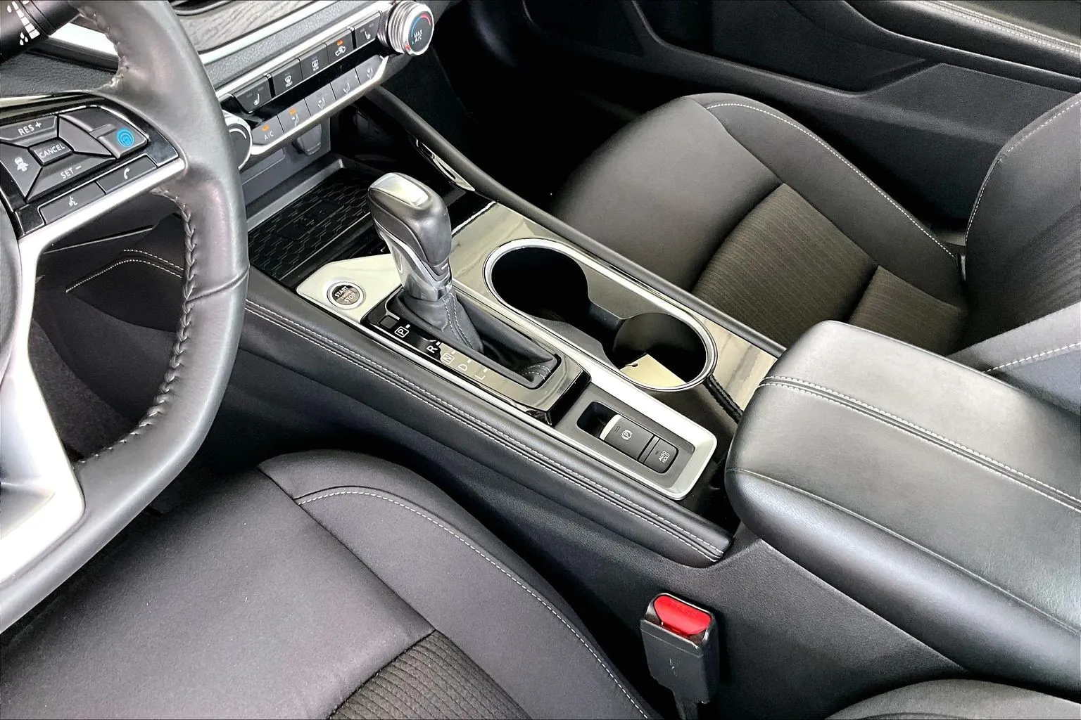 Nissan Altima photo 15