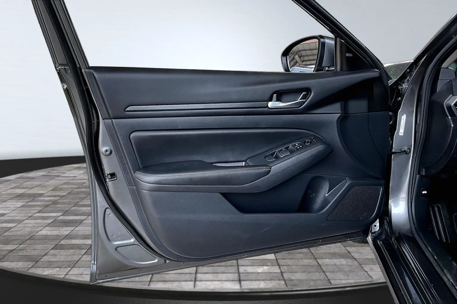 Nissan Altima photo 17