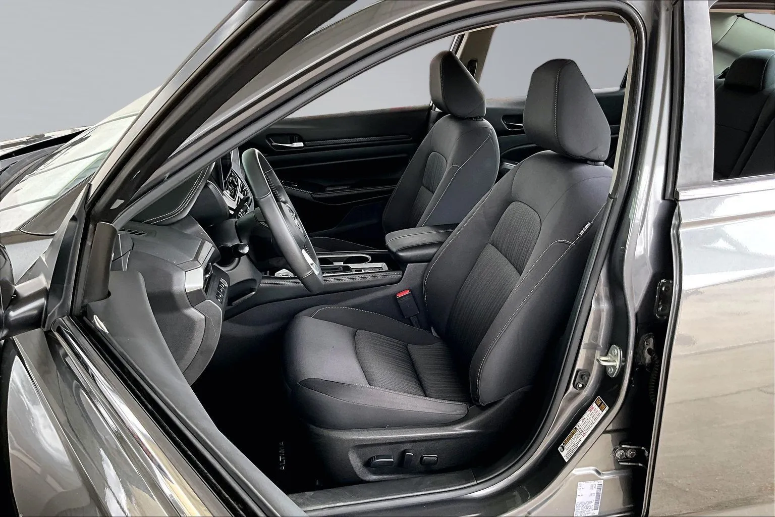 Nissan Altima photo 18