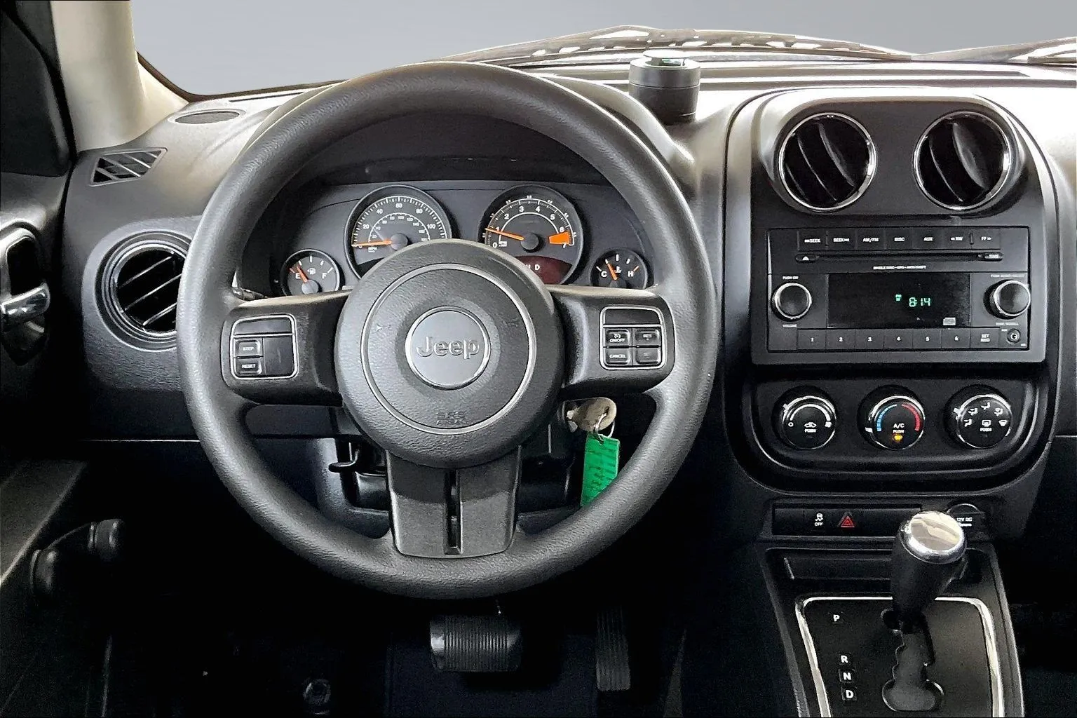 Jeep Patriot photo 8