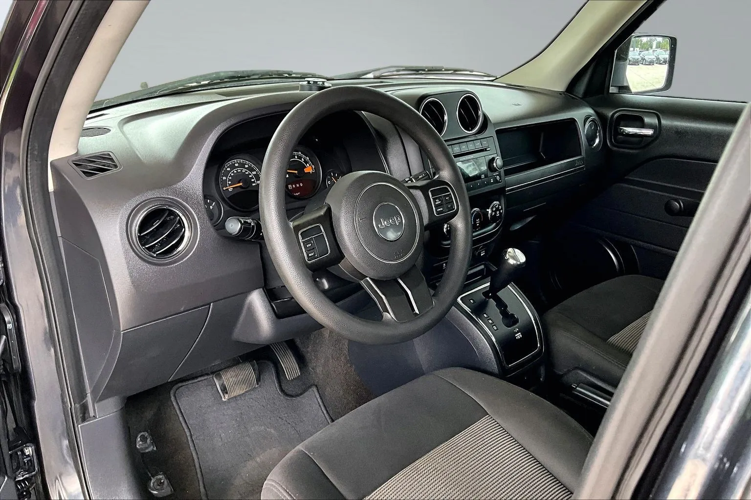 Jeep Patriot photo 13