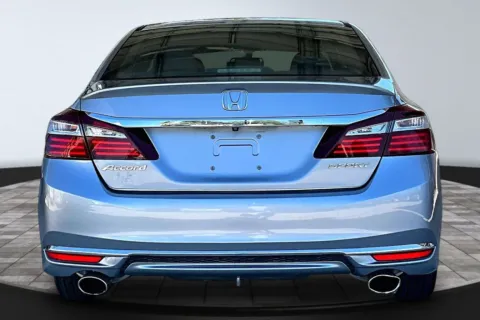 More photos of 2017 Honda Accord Sport at M&J Auto Sales and Service, FL
