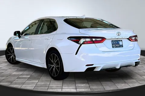 More photos of 2021 Toyota Camry at M&J Auto Sales and Service, FL