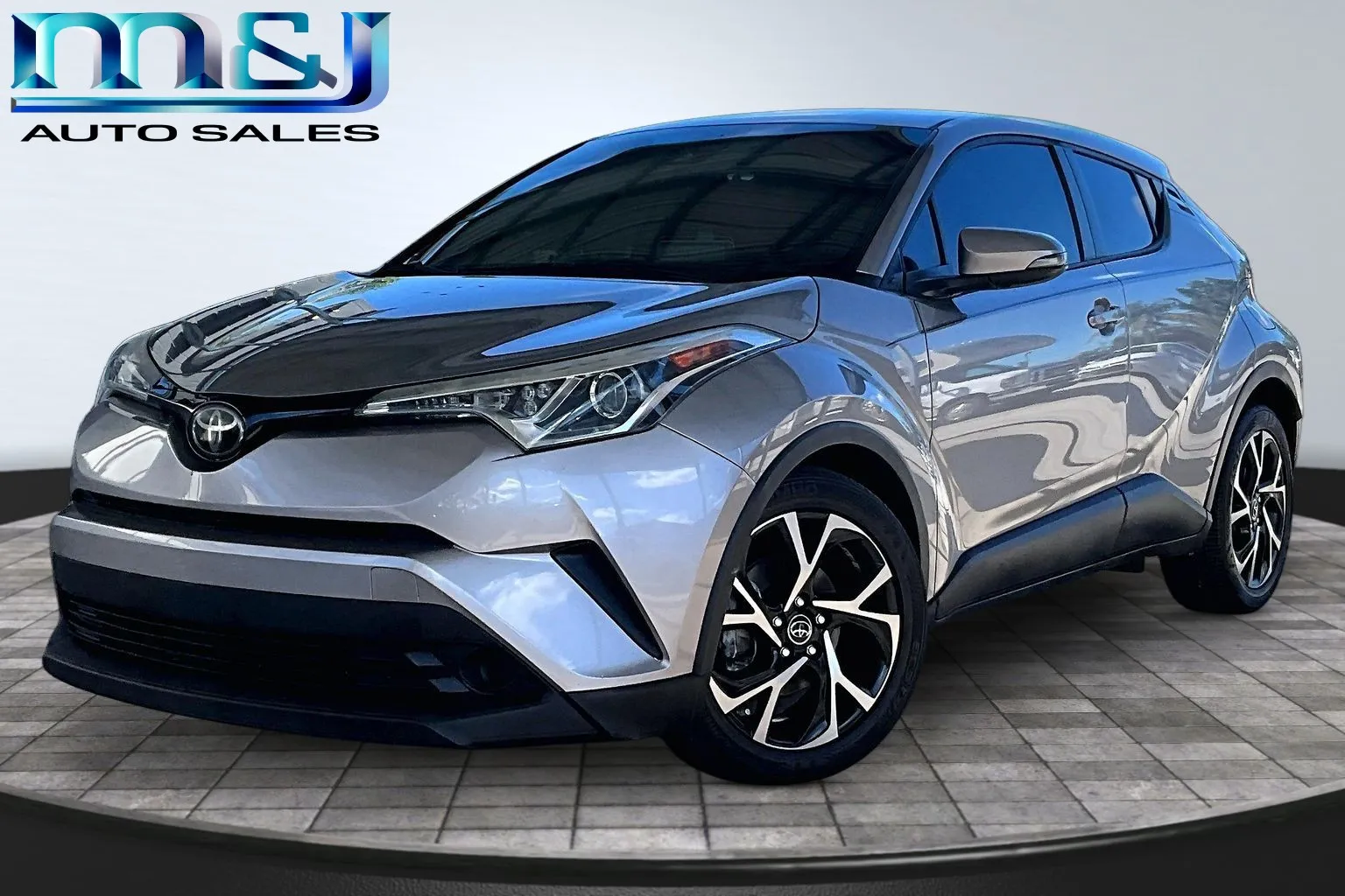 Silver 2019 Toyota C-HR XLE for sale in Jacksonville, FL