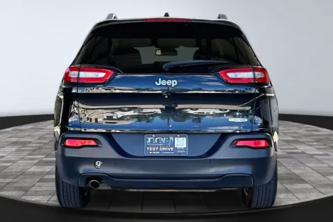 More photos of 2015 Jeep Cherokee Latitude at M&J Auto Sales and Service, FL