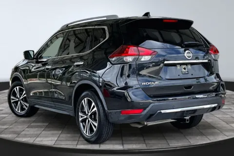More photos of 2020 Nissan Rogue SV at M&J Auto Sales and Service, FL