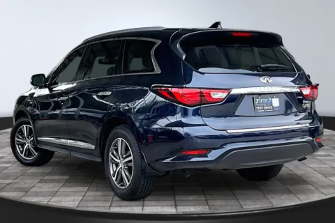 More photos of 2016 INFINITI QX60 at M&J Auto Sales and Service, FL