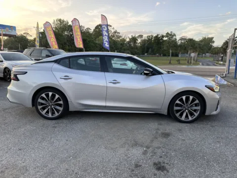 More photos of 2019 Nissan Maxima at M&J Auto Sales and Service, FL