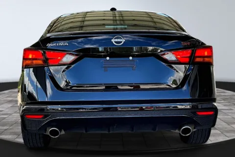 More photos of 2025 Nissan Altima 2.5 SR at M&J Auto Sales and Service, FL
